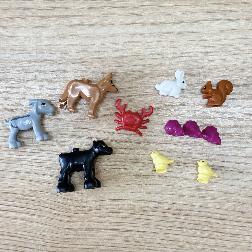 Lego Minifigure Animals Lot Of 11 Frogs Rabbit Crab Squirrel Bird Dog Cow Goat